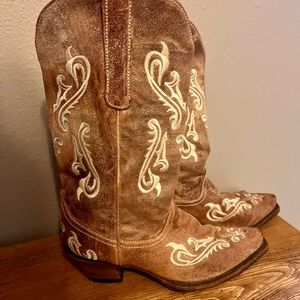 Corral cowboy boots women’s size 8.5